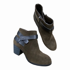Boots Ankle Flats By Dolce Vita  Size: 9.5