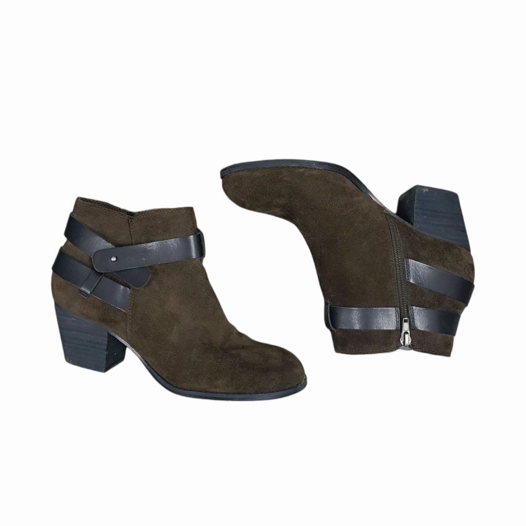 Boots Ankle Flats By Dolce Vita  Size: 9.5