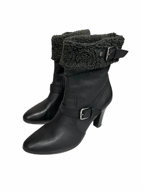 Boots Ankle Heels By Anne Klein In Black, Size: 7.5