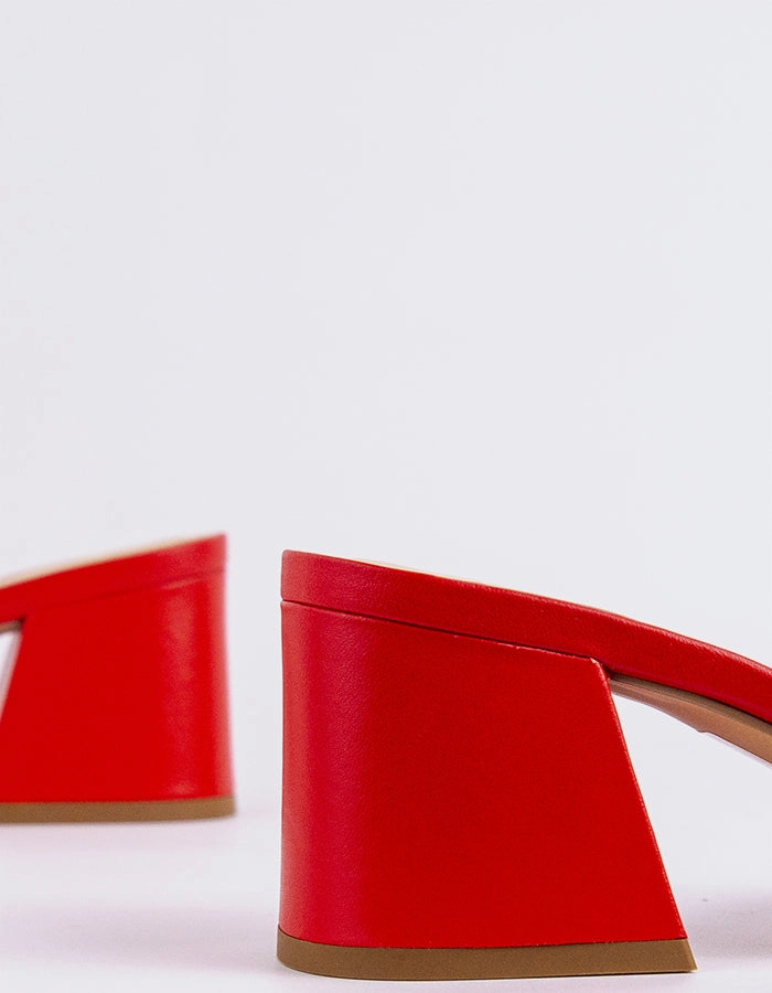 Clarabelle Red Leather