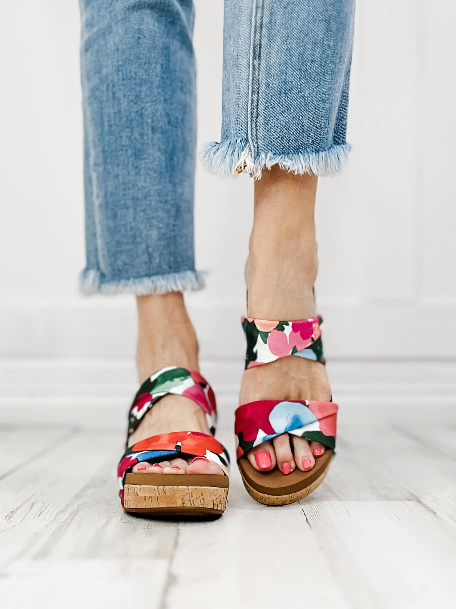 Corkys Stranded Wedges in Flowers