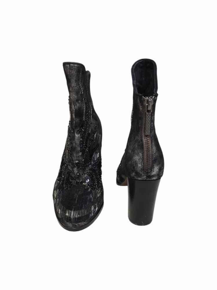 Donald J. Pliner Black/Silver Size 6 Boots