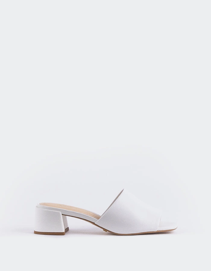 Fortunata White Leather