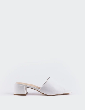 Fortunata White Leather