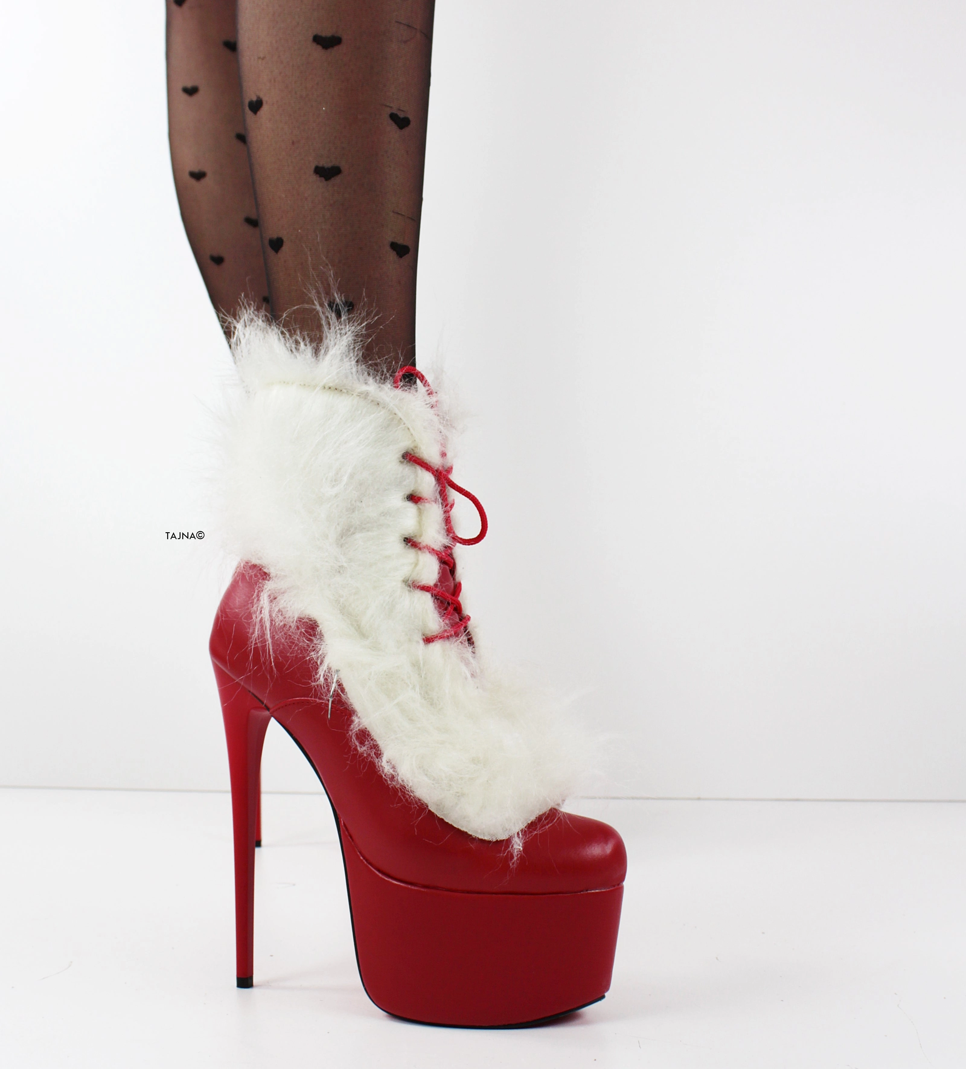 Fur Ledna Red Matte Santa Booties
