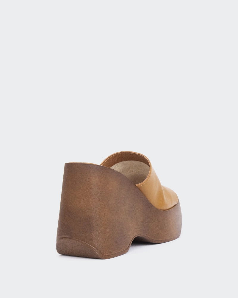 Moss Tan Leather