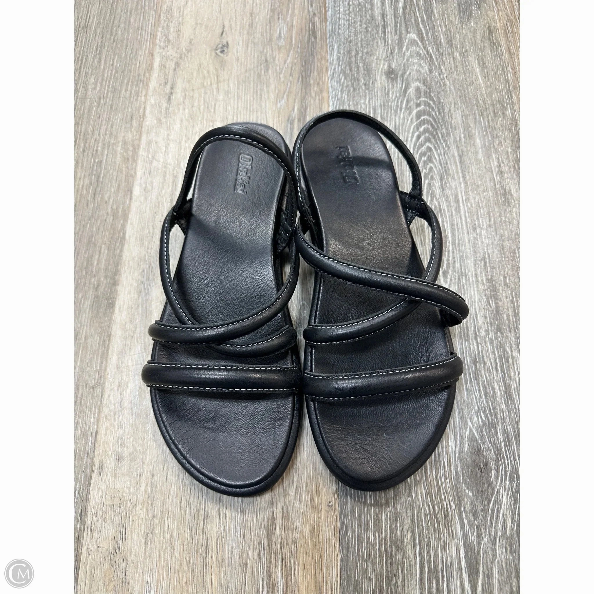 Sandals Flats By Olukai In Black, Size: 8